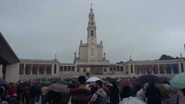 Missa Campal em Fátima. Foto de Ionira