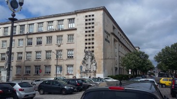 Faculdade de Medicina. Foto de Ionira