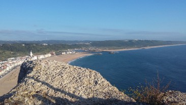 Vista do mar em Nazaré. Foto de Ionira